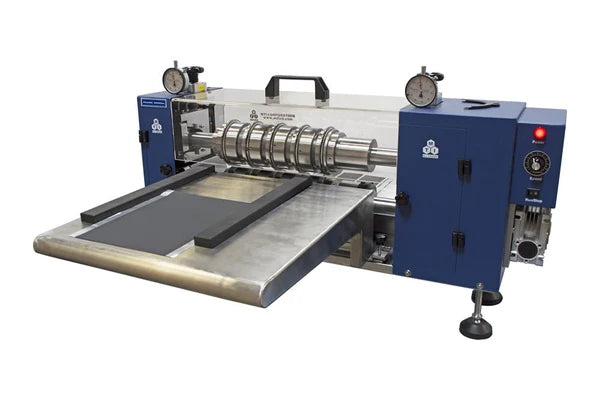 Máquina cortadora semiautomática de electrodos de batería cilíndrica - MSK-CSE-300