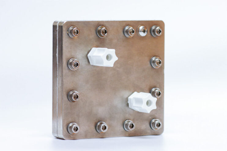 Complete AEM Water Electrolyzer (5 to 250 cm2)