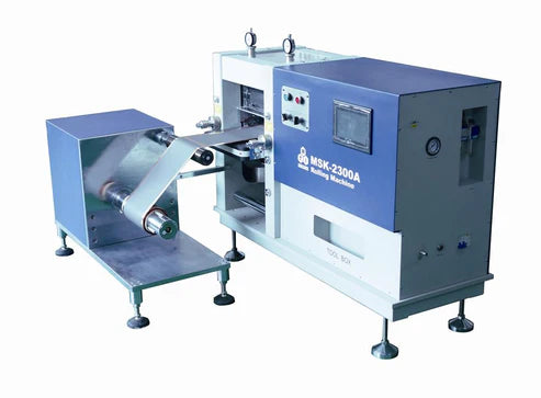Pressa a rulli a pressione controllata per elettrodi di batterie (larghezza massima 300 mm) -MSK-E2300B
